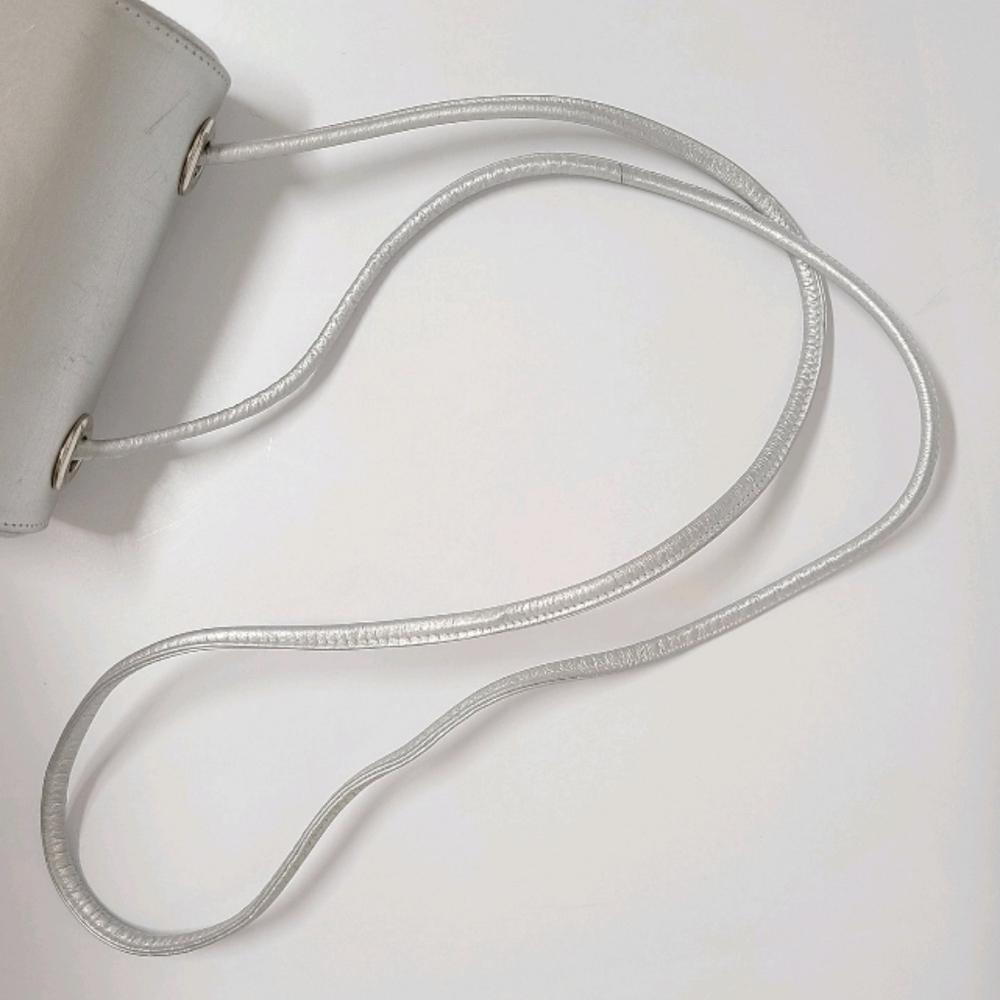 Stuart Weitzman VINTAGE Silver Satin Round Crossbody Bag with Leather Strap - Picture 5 of 14